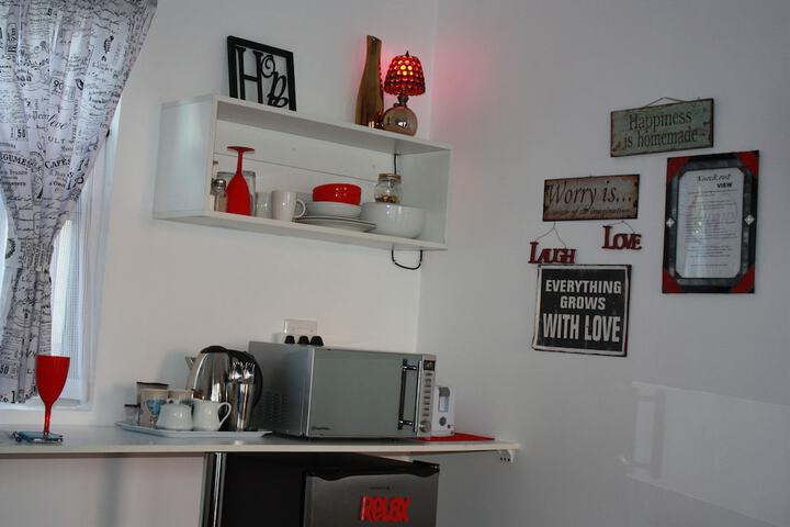 Breakfast/Coffee Service 25 of 41