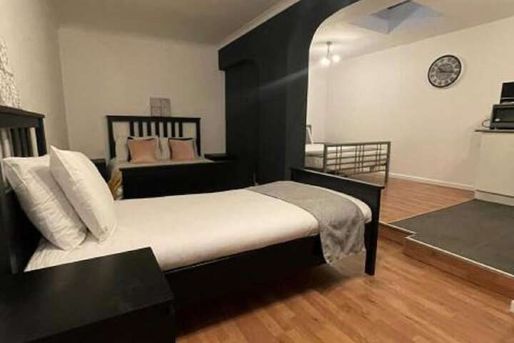 Room 16 of 74