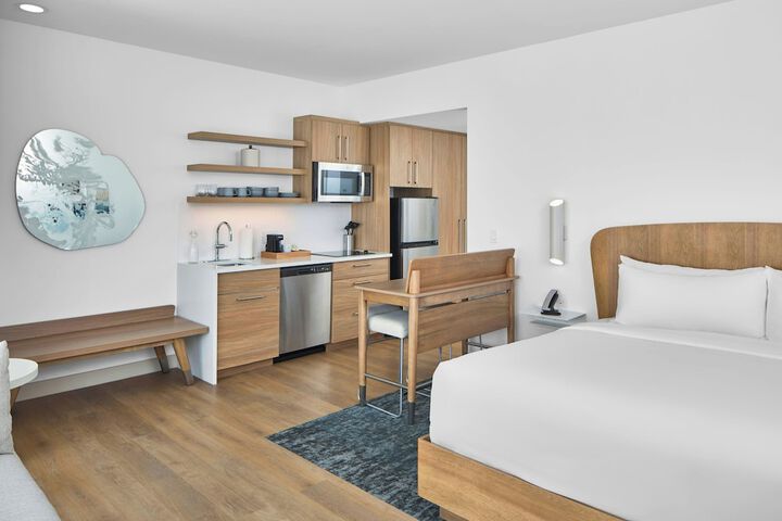 Room 29 of 74