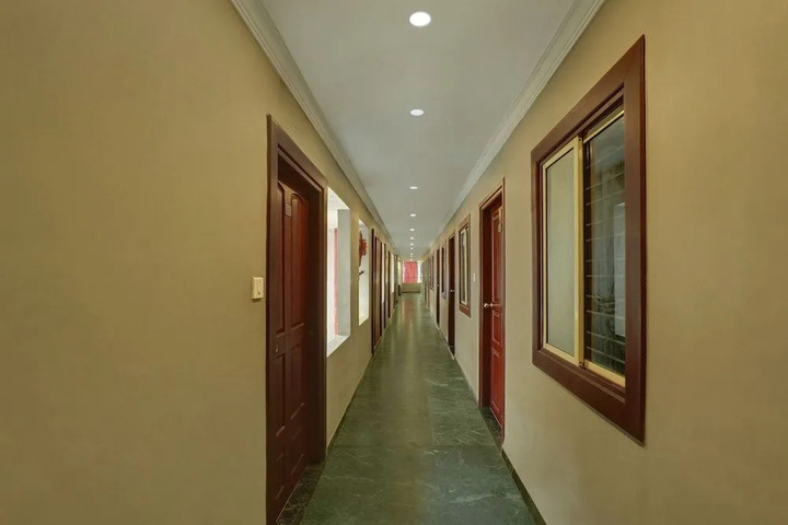 Room 11 of 12