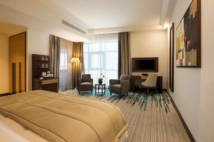 Room 26 of 114