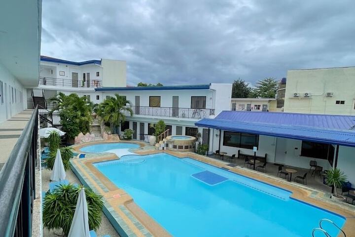 Hotel 16 of 16