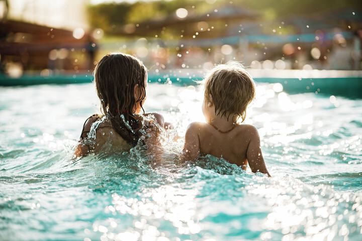Hotel Pool