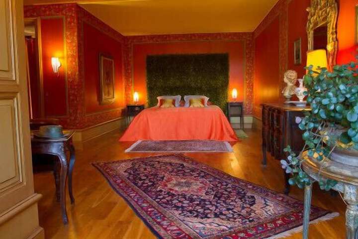 Room 2 of 58