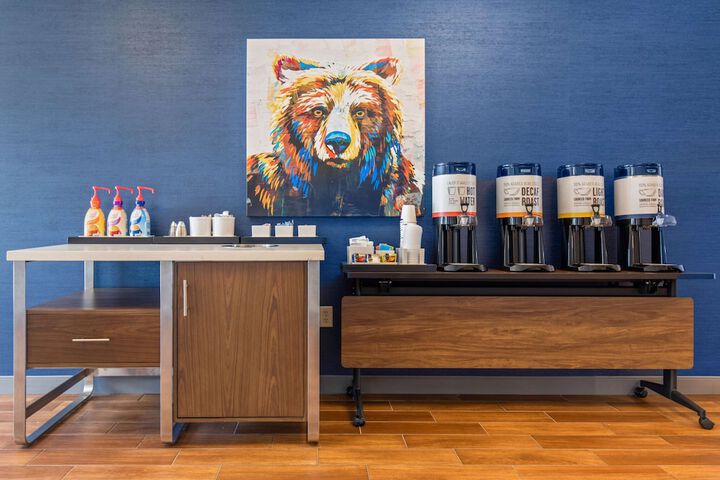 Breakfast area