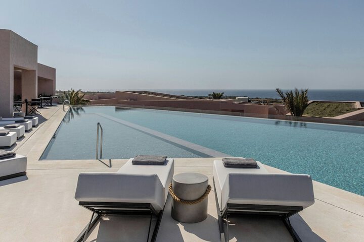 Pool 66 of 130