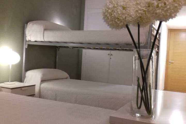 Room 7 of 11