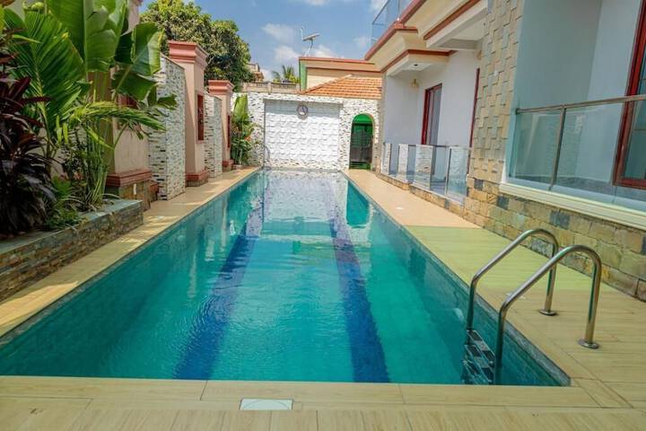 Pool 75 of 139