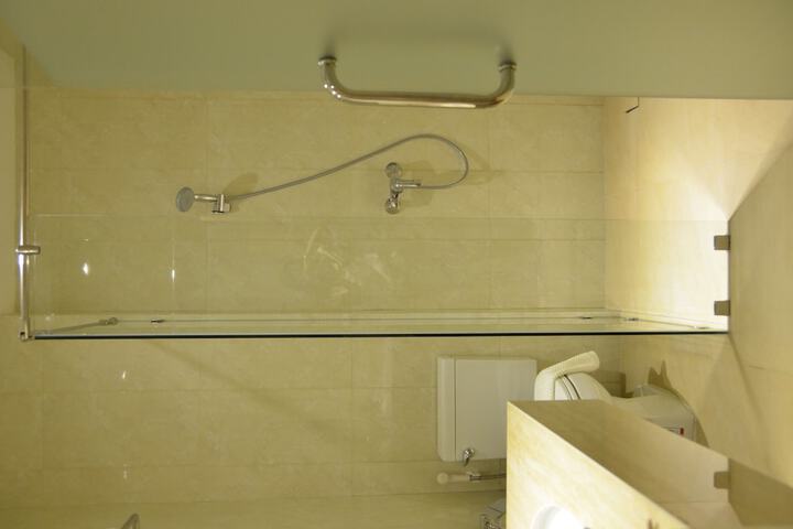 Bath Photo