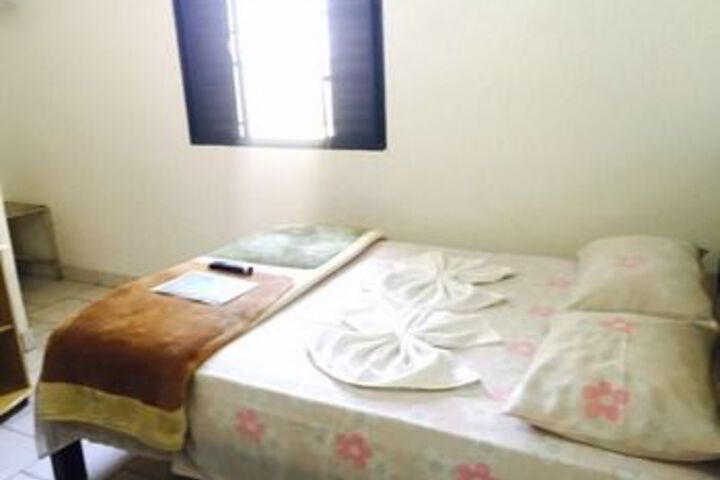 Room 15 of 36