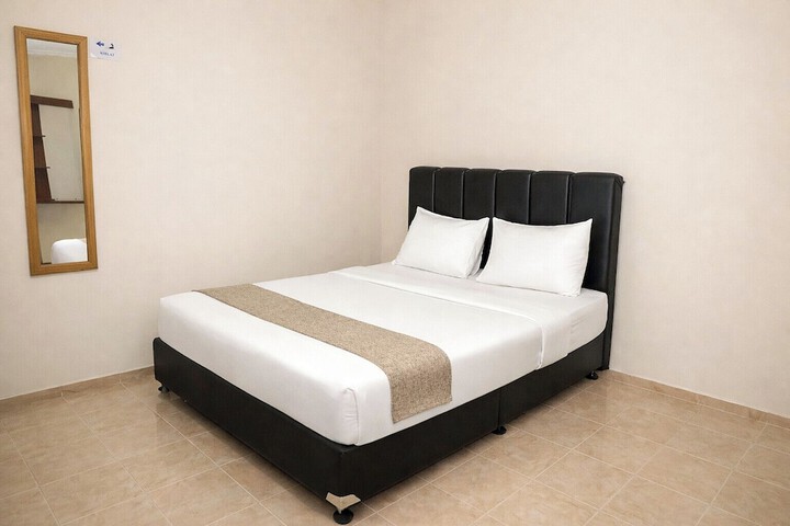 Room 3 of 41