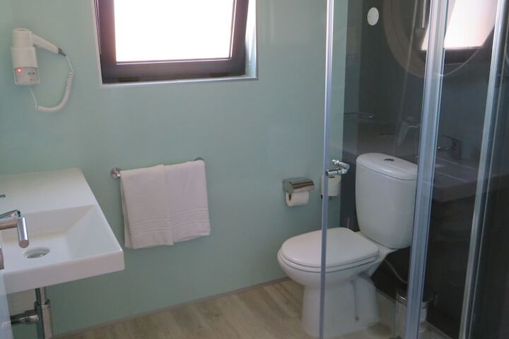 Room 35 of 75
