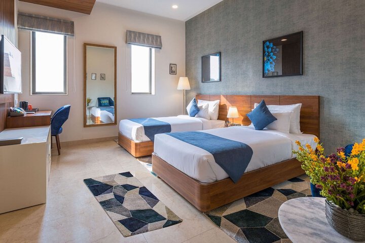 Room 10 of 41