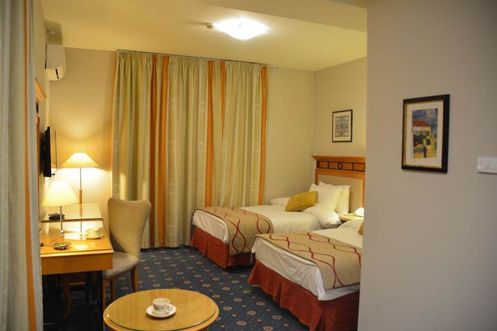 Room 12 of 47