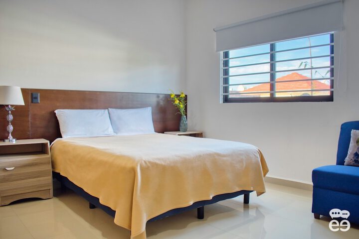 Room 5 of 26