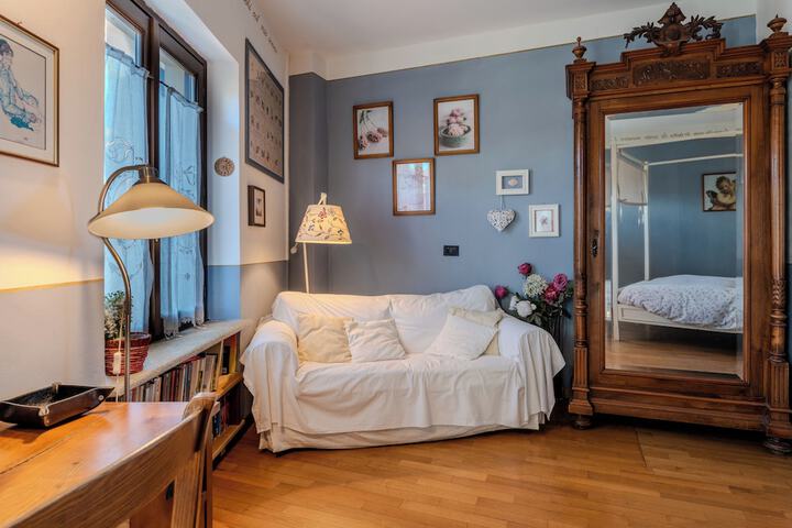 Room 3 of 36