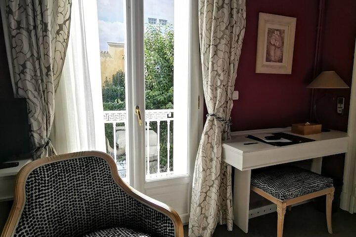 Room 19 of 42