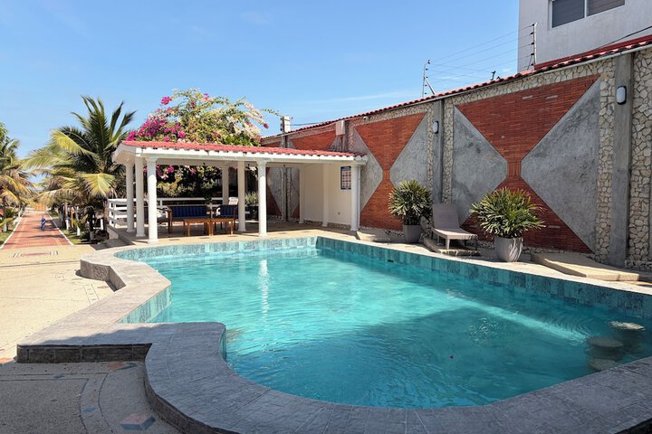 Pool 17 of 41