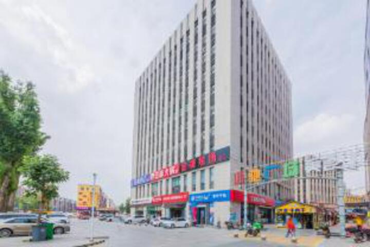 Nongnong Hotel (Xunchi Plaza Branch)