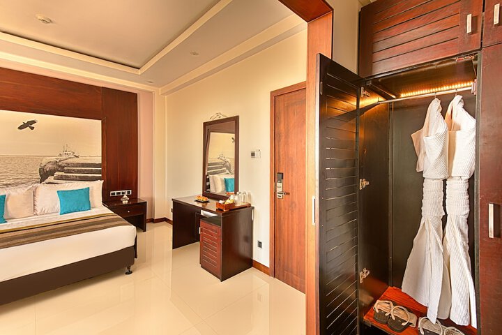 Room 18 of 47