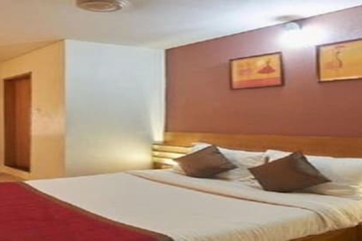 Room 12 of 21
