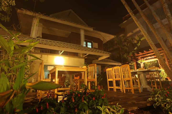 Hotel 43 of 51