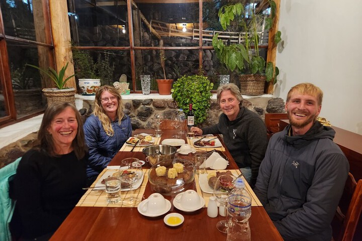 Dining 19 of 23