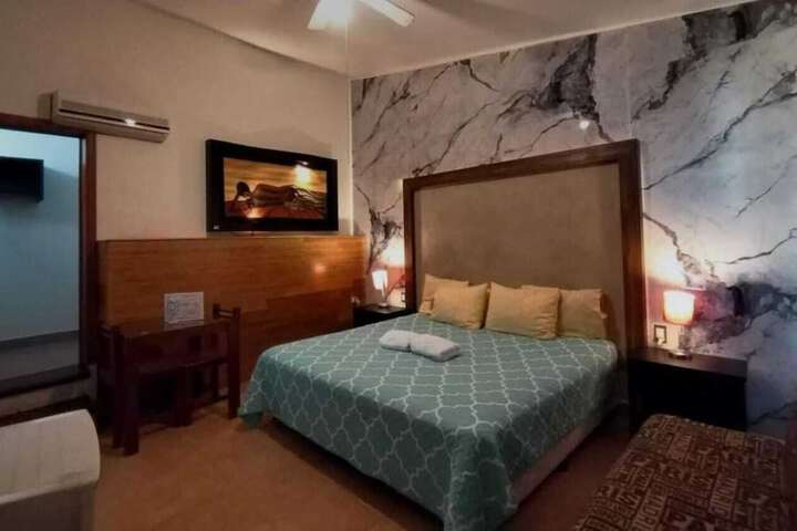Room 8 of 26