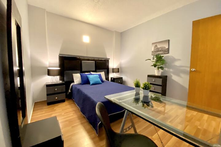 Room 14 of 33