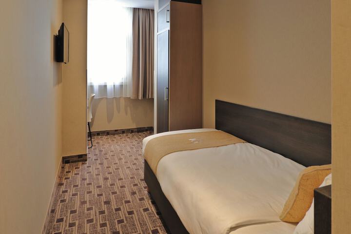 Room 31 of 54