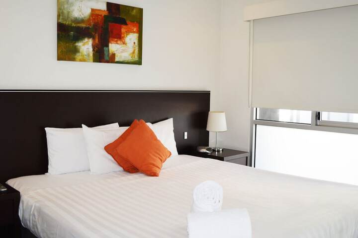 Room 9 of 29