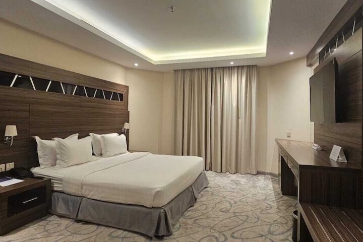 Room 6 of 64
