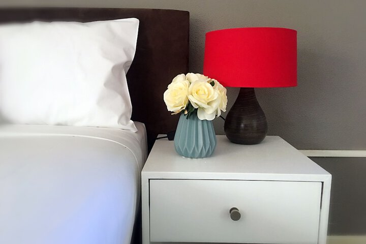 Room 25 of 33