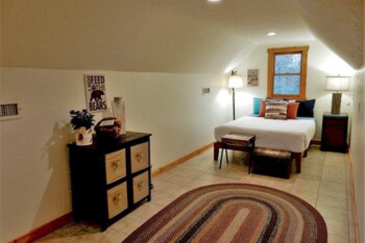 Room 82 of 89