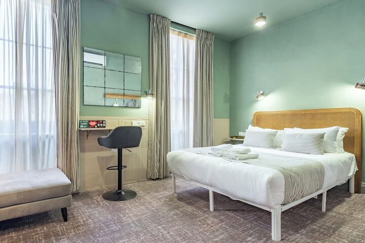Room 181 of 344