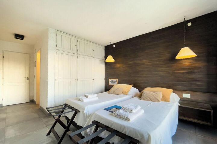 Room 14 of 86