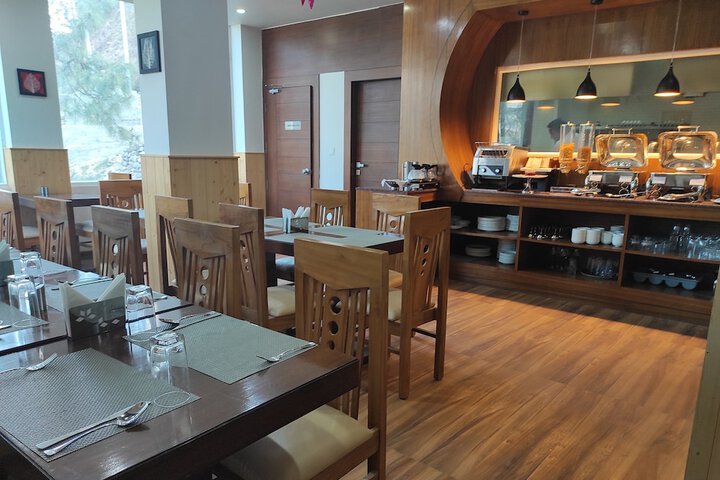 Dining 50 of 71