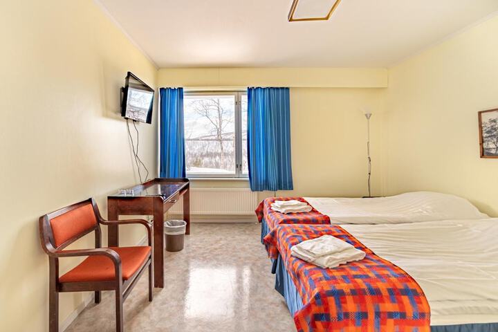 Room 8 of 54