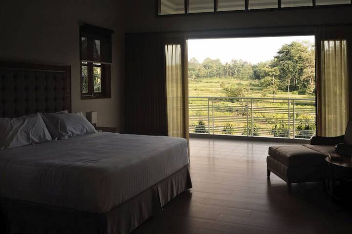 Room 16 of 67