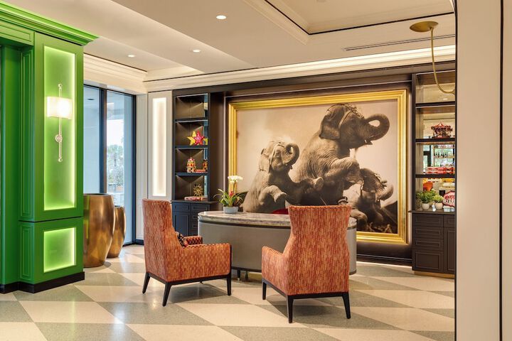 Concierge desk