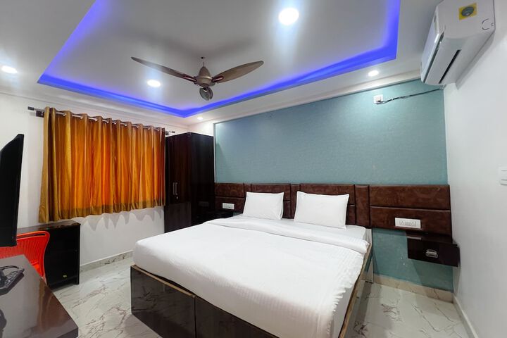 Room 14 of 42