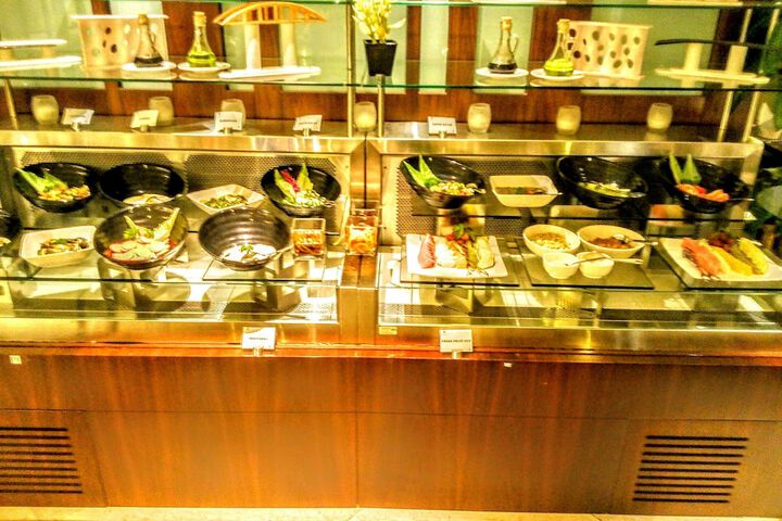 Dining 47 of 60