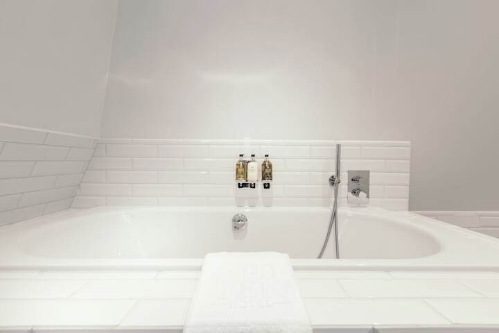 Bath Photo