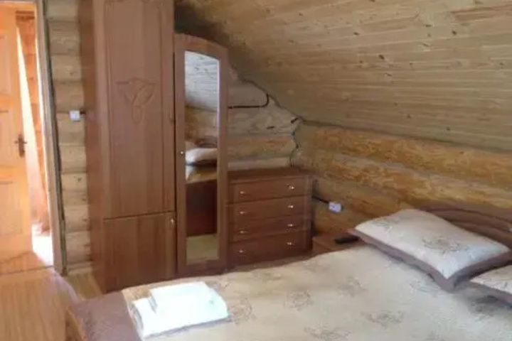 Room 3 of 14