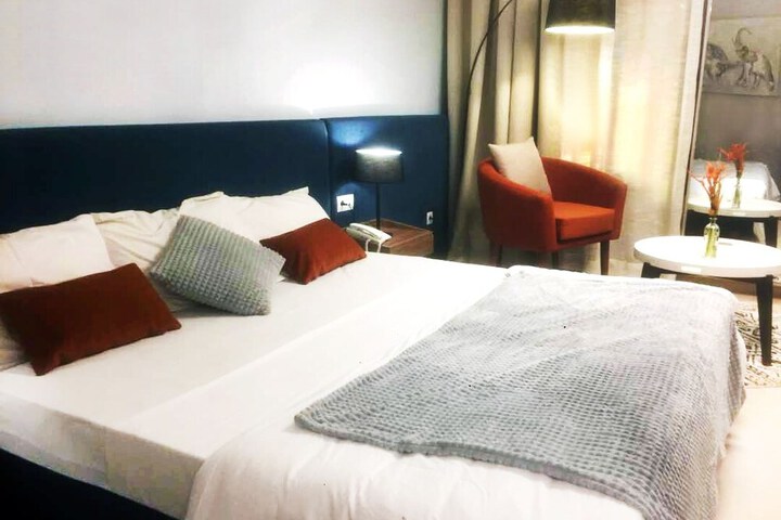 Room 22 of 27