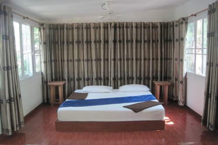 Room 15 of 46