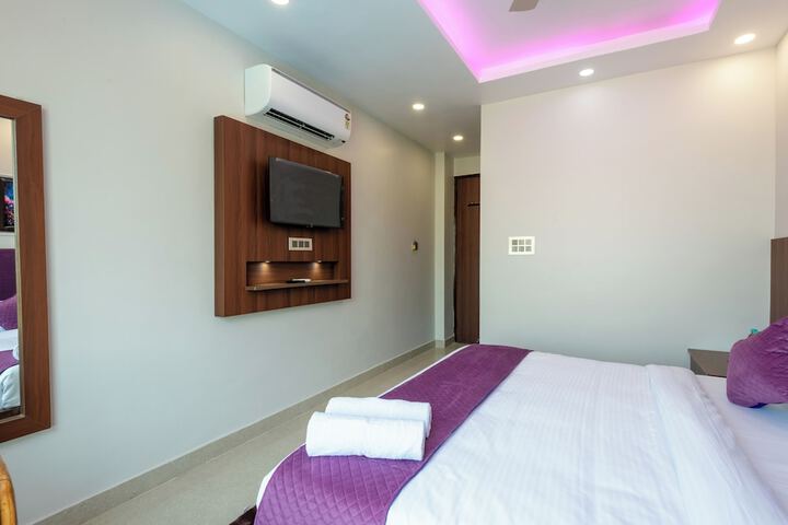 Room 6 of 35