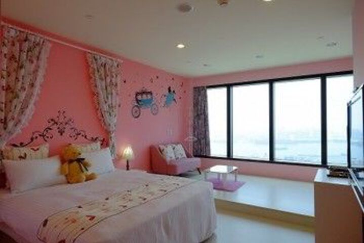 Room 55 of 89