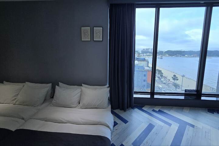 Room 143 of 184