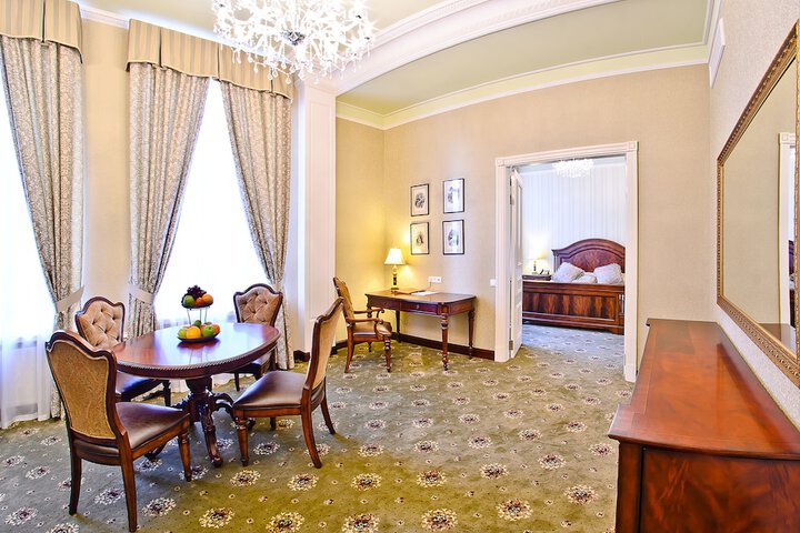 Room 21 of 71